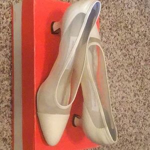 Off white kidskin mesh pumps